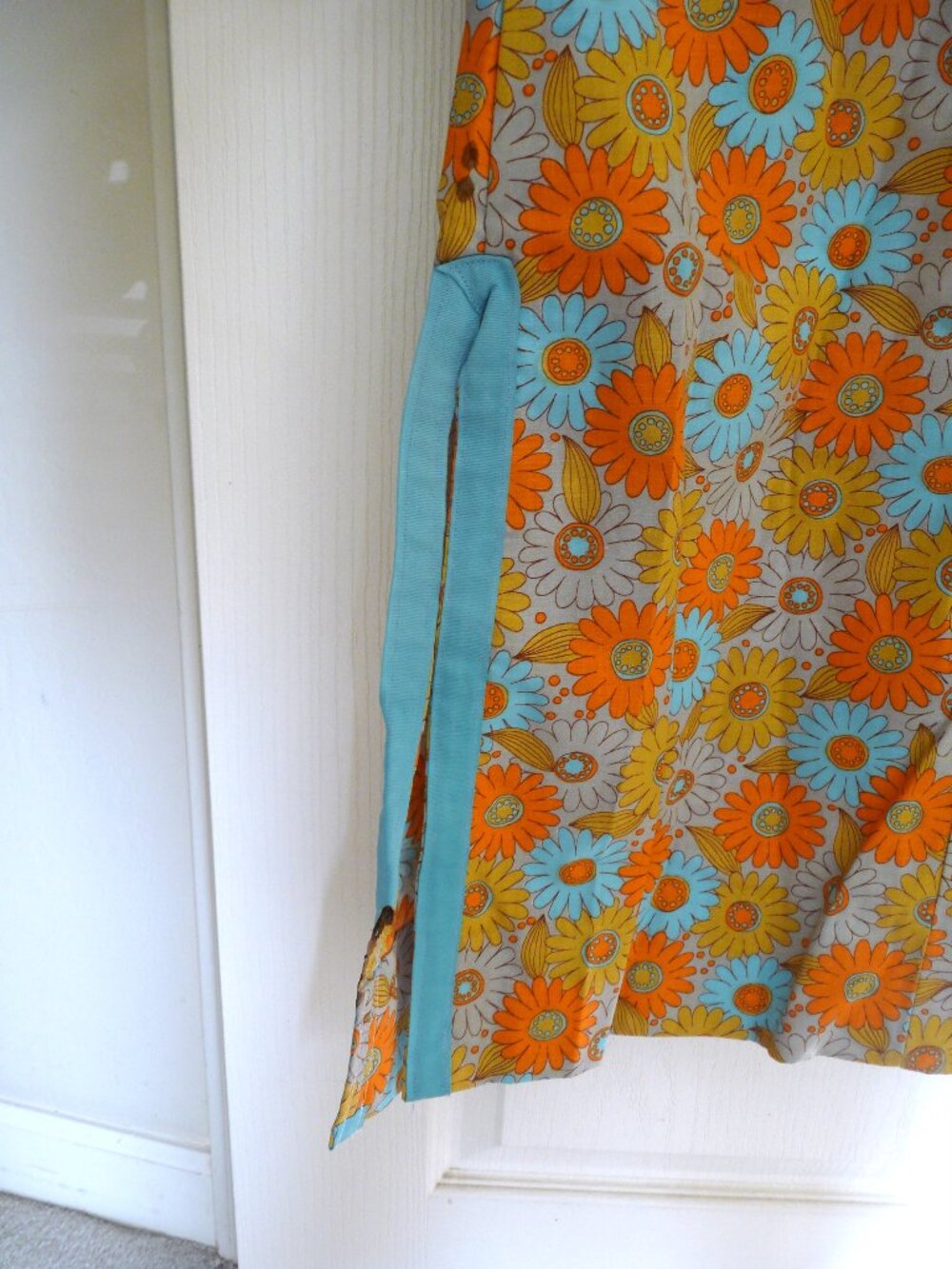 Vintage flower power cotton dress festival daisy orange gold turquoise 40" bust - Picture 4 of 4